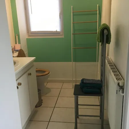 Pradere Avec Piscine * Virazeil